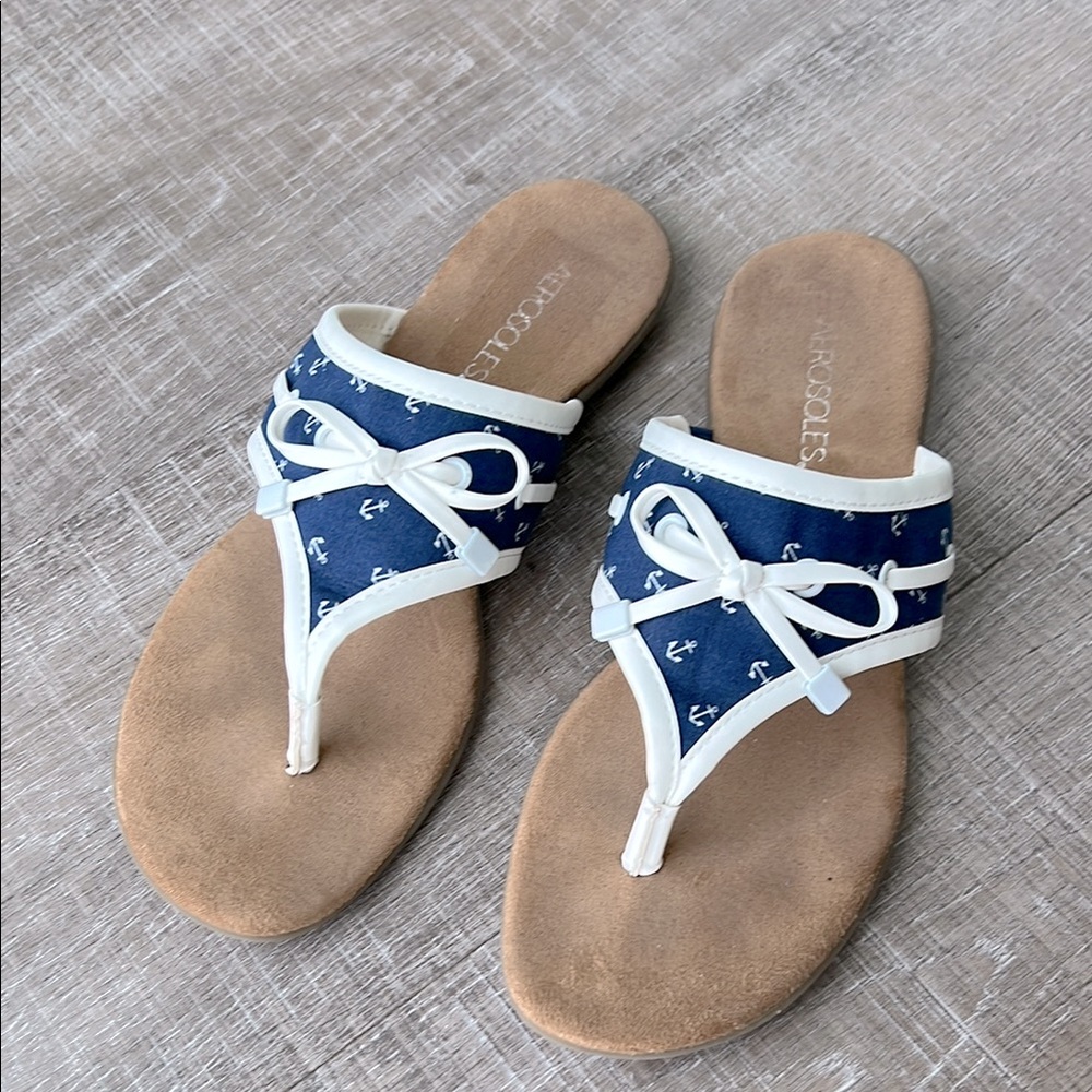 Aerosoles Women's Nautical Blue and White Sandals size 8